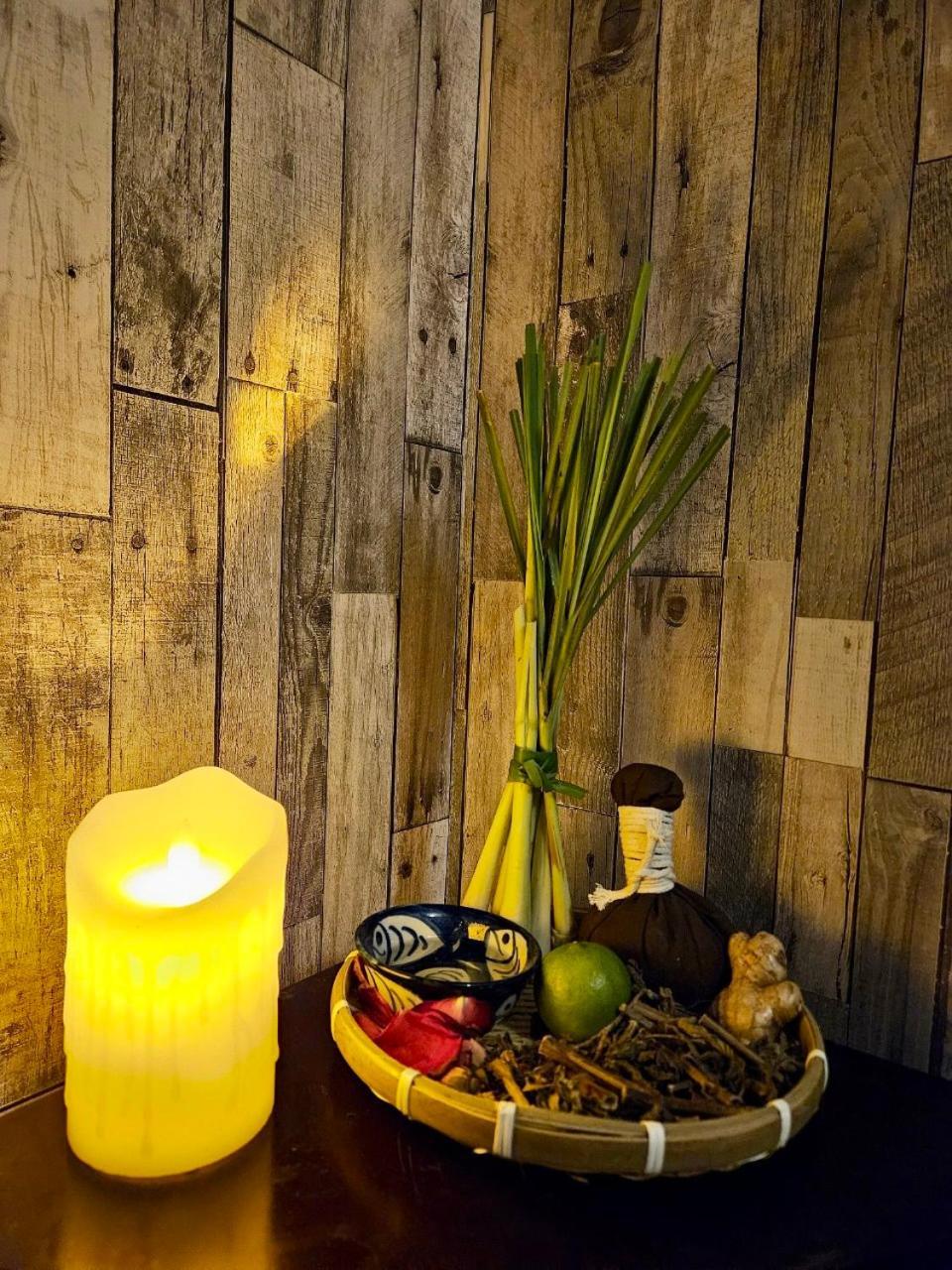 Vina Spa Hotel フエ エクステリア 写真